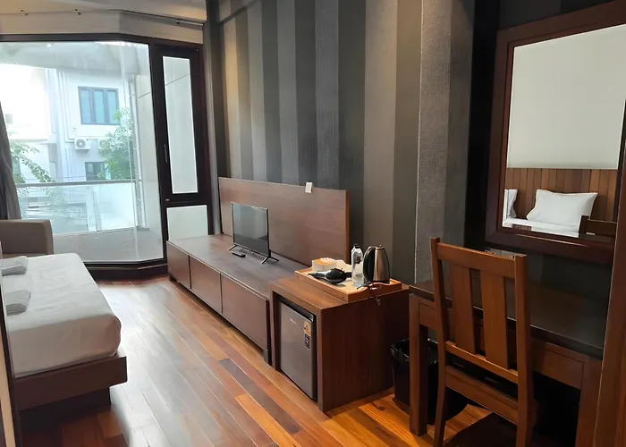 Wish Silom Decho Road - วิช สีลม เดโช * Banguecoque